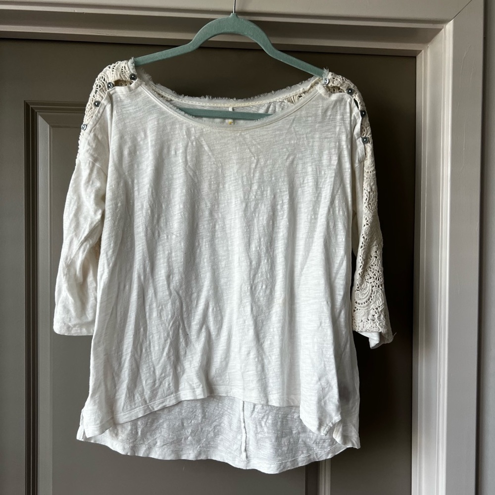 Little Yellow Button Anthropologie Crochet Lace sleeves
